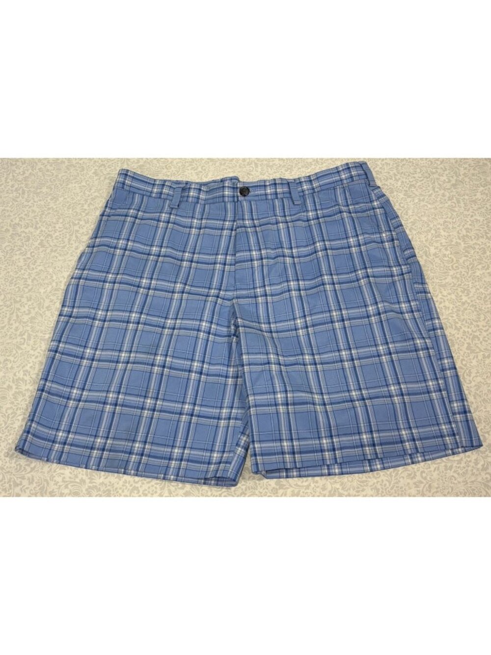 Men’s Sz 36 Izod Performance Golf Shorts Blue Plaid